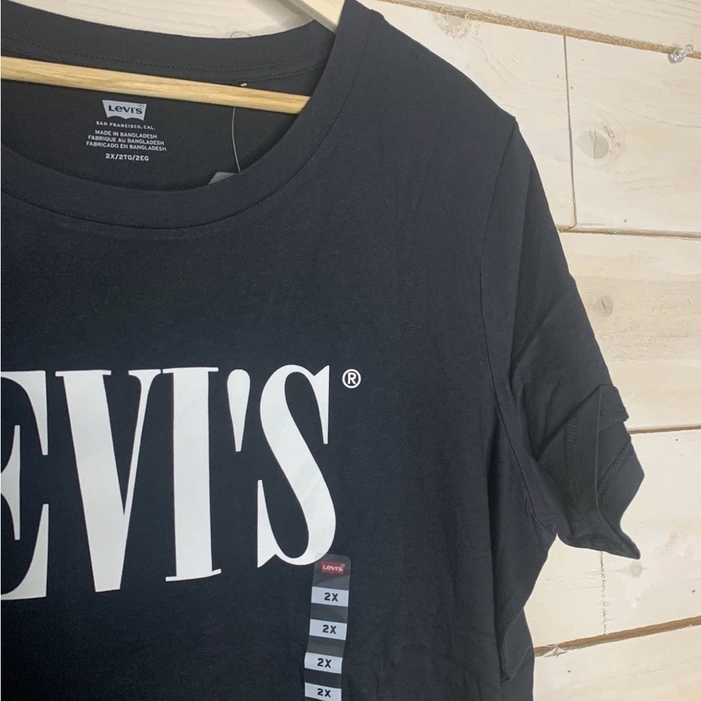 NWT Levi's Trendy Plus Size Cotton Perfect Logo T-Shirt Sz 2X Black - Picture 3 of 5